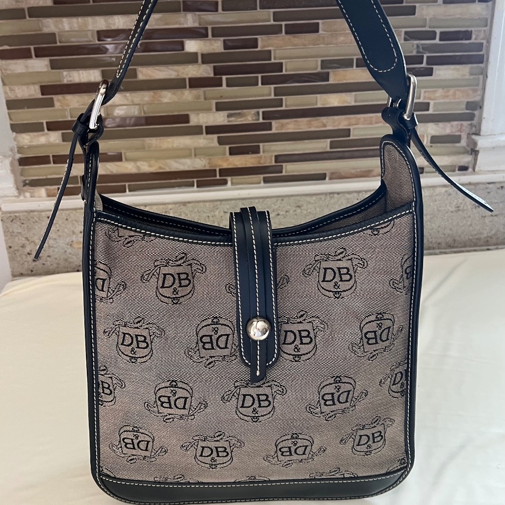 Dooney & Bourke Black and Tan Logo Shoulder Bag